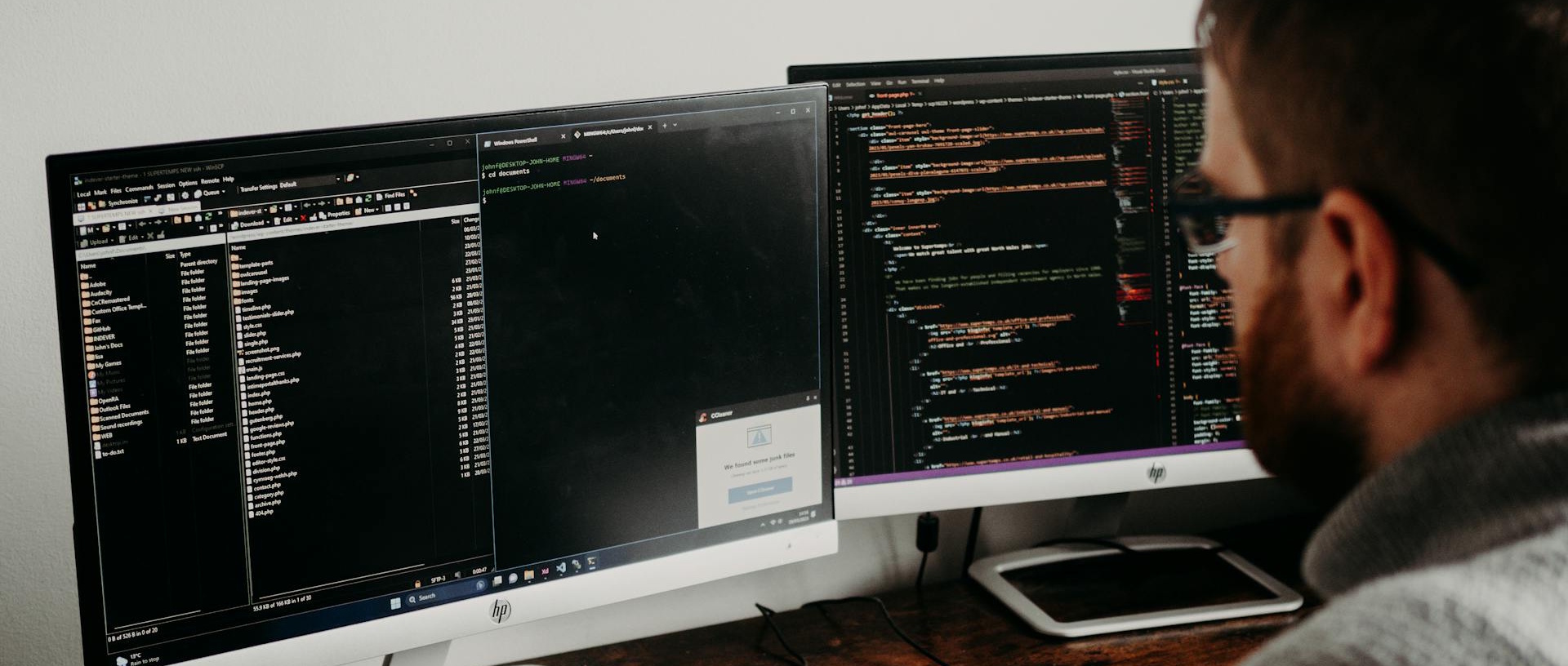 Programe software - soluții pentru gestionarea eficientă a resurselor și proceselor. CRM, site, domeniu, email, program de facturare integrat cu efactura.